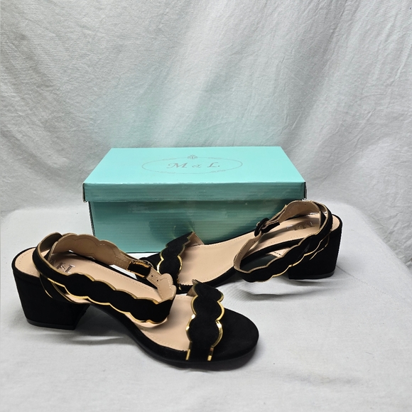 M&L black and gold heels- New in box- Size 7.5 womens - Picture 2 of 7